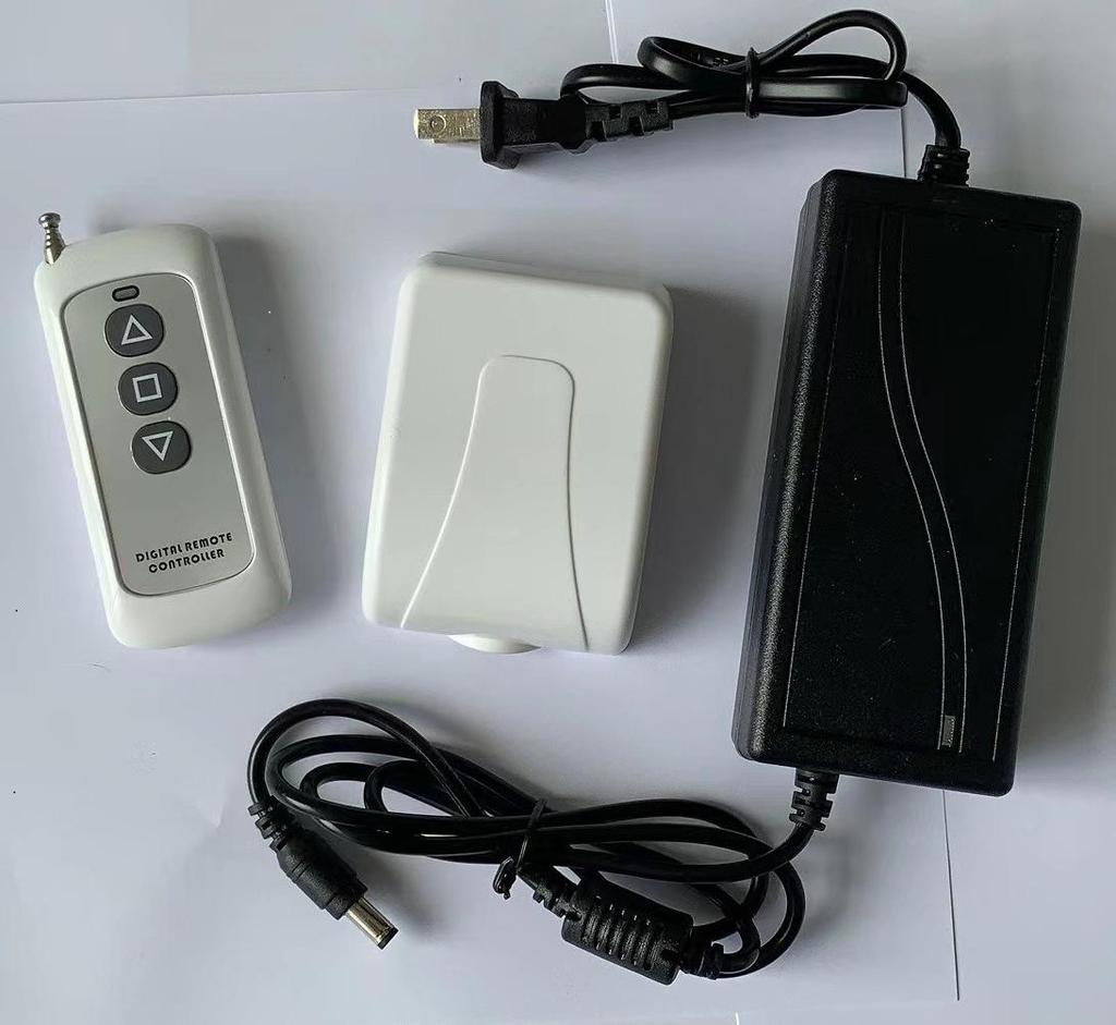 Багатовольтовий бездротовий контролер для електричного лінійного приводу з телескопічним штоком