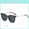 Uv400 Square Sunglasses For Driving With Pc Lenses And Metal Frame For Fashion Enthusiasts