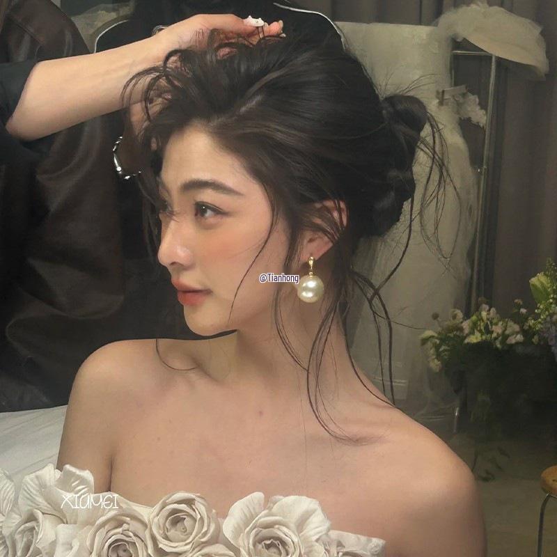 Large Pearl French Dangle Earrings: Retro Hong Kong Style, Light Luxury Bridal Accessories