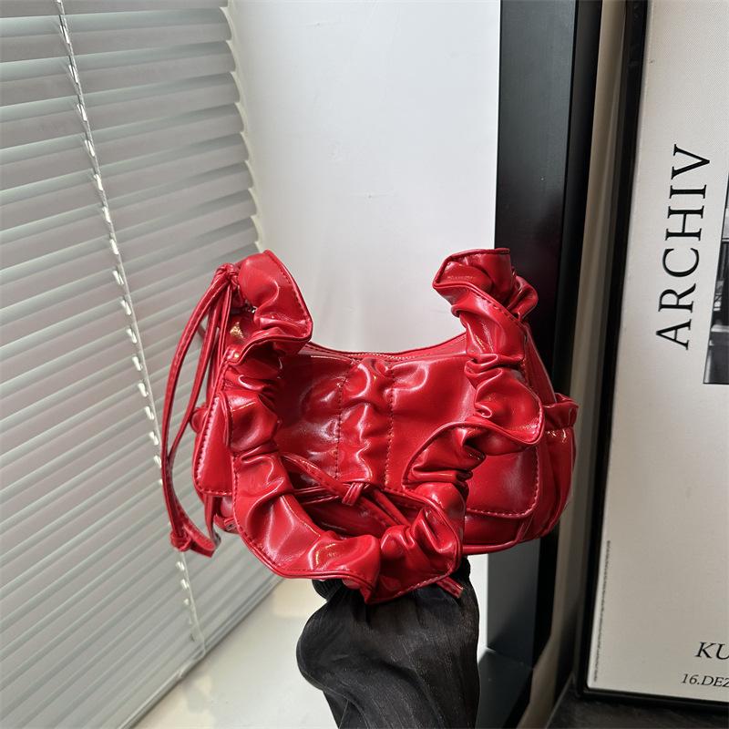 New simple pleated single shoulder underarm messenger bag, fashionable and elegant in texture, summer bow commuter women's bag