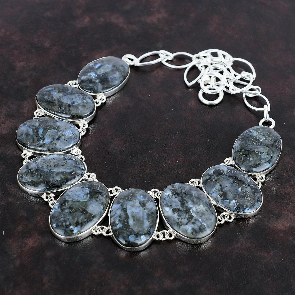 Collana Larvikite Gioielli antichi Collana in argento sterling 925 Collana a catena regolabile fatta a mano Gioielli originali con pietre preziose Regalo per un amico