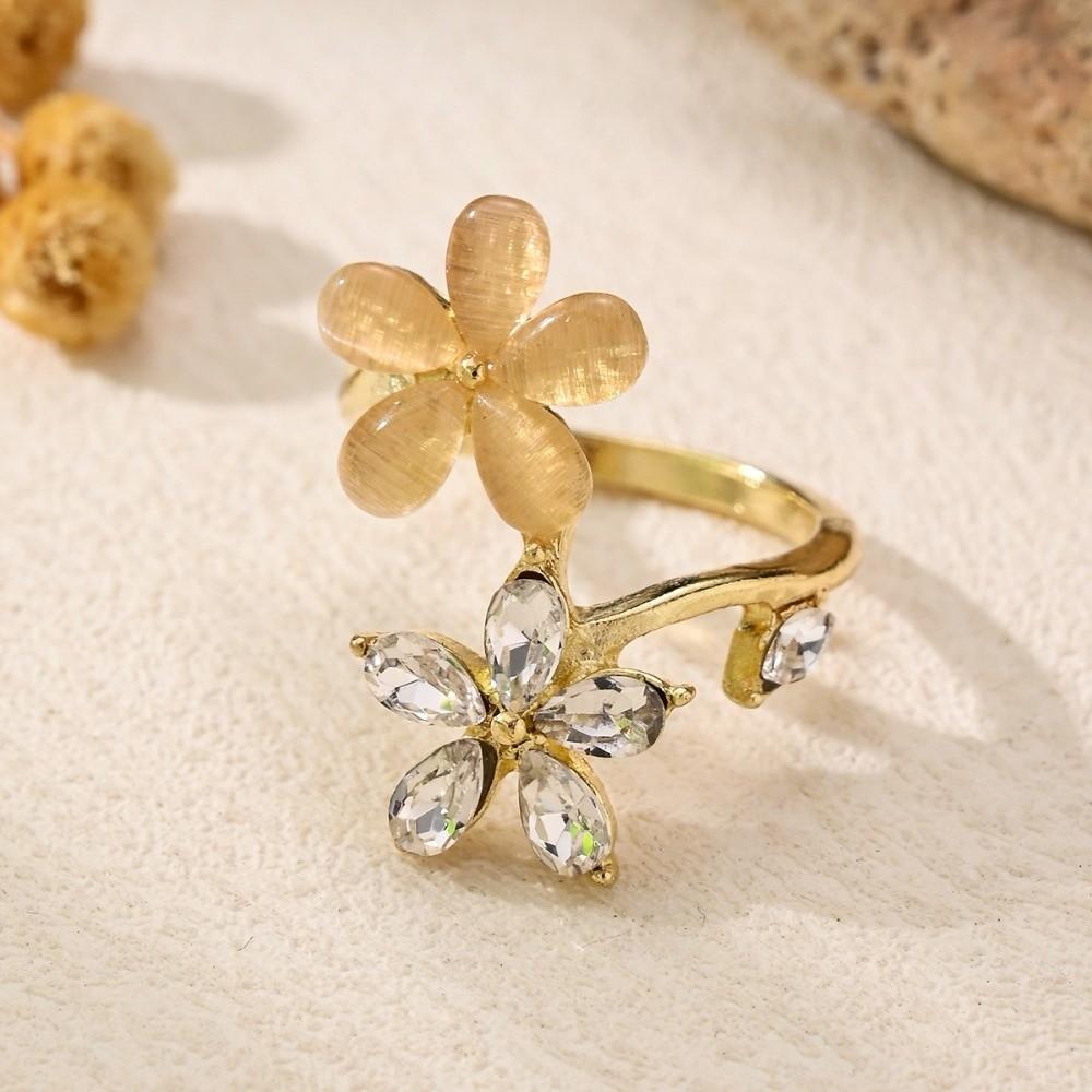 4 pcs Simple Rhinestone Flower Rings Light Luxury Finger Jewelry Fashion Opening Finger Ring  Girls