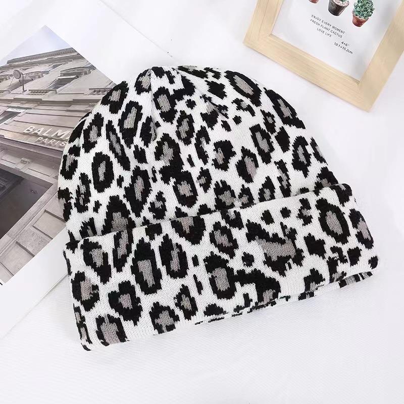 Thicken Leopard Jacquard Unisex Beanies Trendy Autumn Winter Warm Hat Hip Hop Vintage Knit Hats for Women Men
