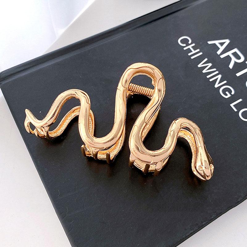 

1pc Snake Shaped Hair Clip Punk Metallic Style Perfect Daily Statement Looks Unique Animal-Inspired Hair Accessory Retro Fashion