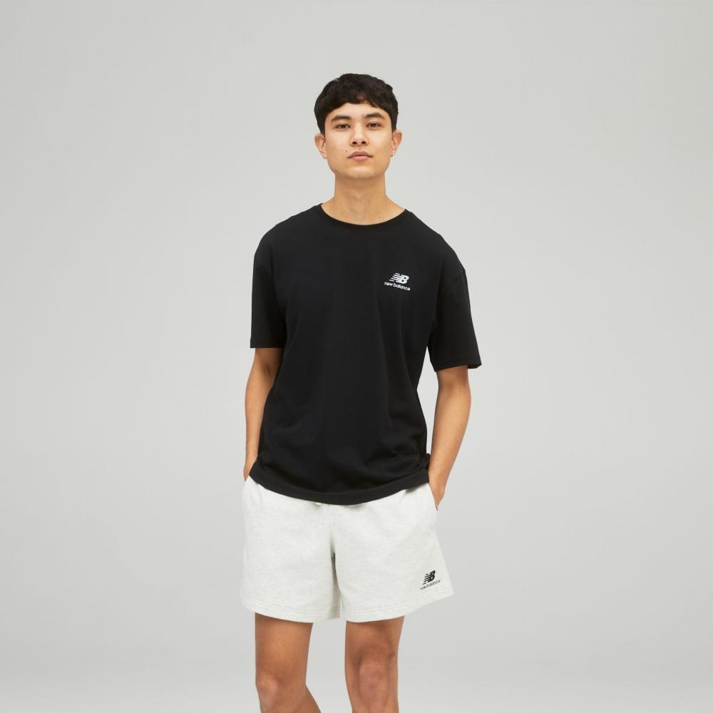 

New Balance Хлопковая футболка Uni ssentials UT21503BK U0