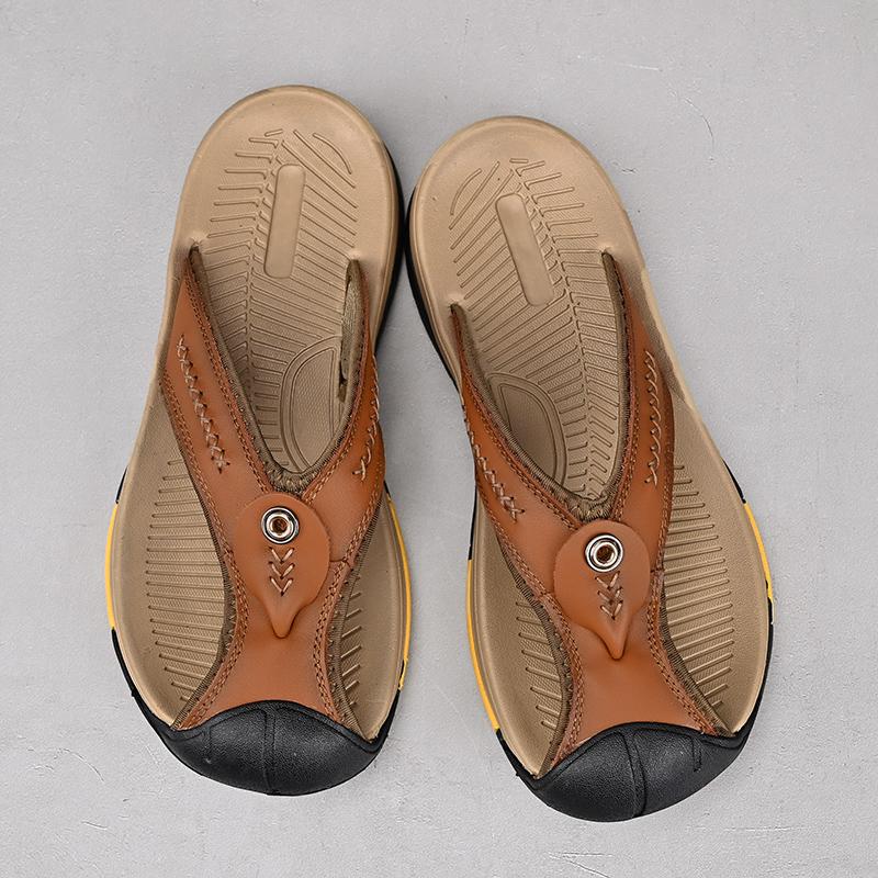 Fashion Genuine Leather Men Flip-flops Cool Beach Summer Shoes Anti-collision Toe Male Slippers Leisure Walk Non-Slip Non-Slip Half Drag