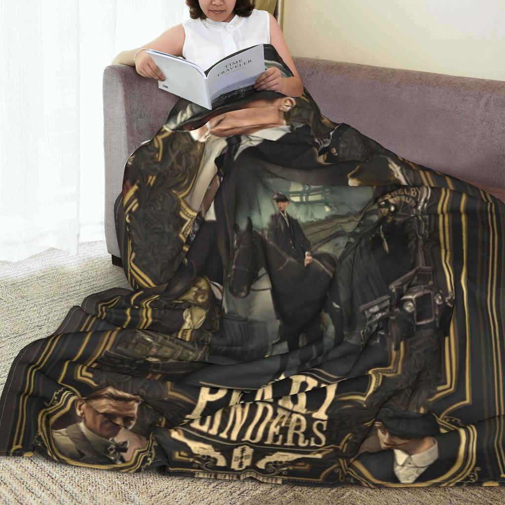 P-Coperta Peaky Blinders Tommy Shelby Flanella Invernale Serie TV Portatile Leggera Sottile Coperta da Lancio per Divano Letto Trapunta Peluche