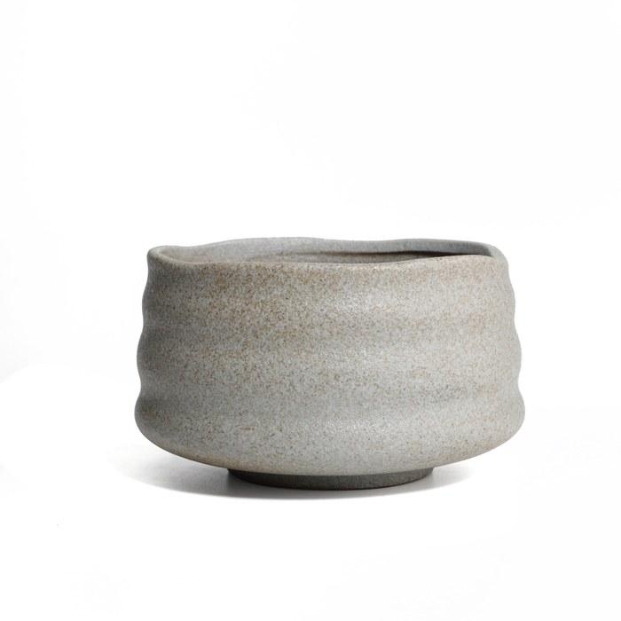 [Shozen] Matcha Set 4-Piece Matcha Bowl, Chasen (100-Prong), Chasen Holder, Chashaku Iwa No Shiro