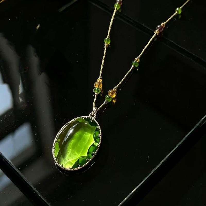 Statement Big Oval Long Pendant Necklace For Women Creative Green Champagne Color Sweater Chain