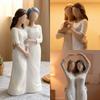 Resin Craft Mother and Daughter Statue Hand-Painte Family Sculpture Living Room