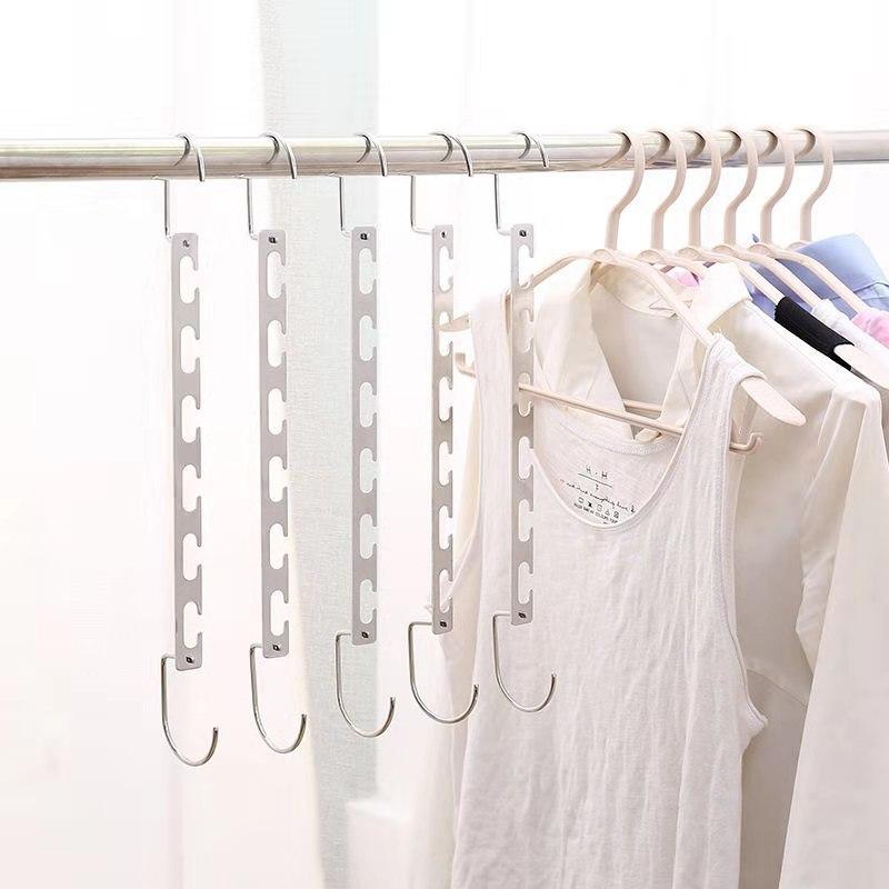 

6 Hole Stainless Steel Clothes Hanger Foldable Traceless Clothe Hangers Storage Shirt Hooks Shelf Household Bedroom Supplies
