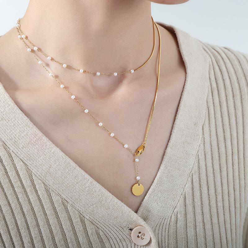 Empress Dowager Mother-of-Pearl Pendant Necklace, 18K Gold-Plated Titanium Steel, Versatile Chain for Women