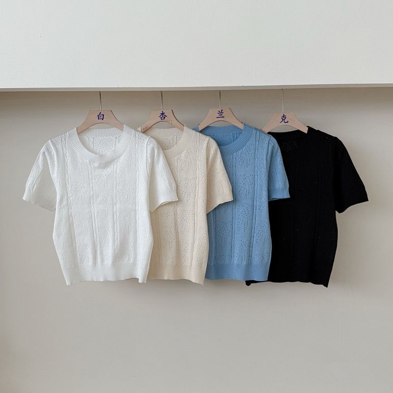 Round-neck Short-sleeved Hollowed-out Knitted Top for Women In The New Summer Style
