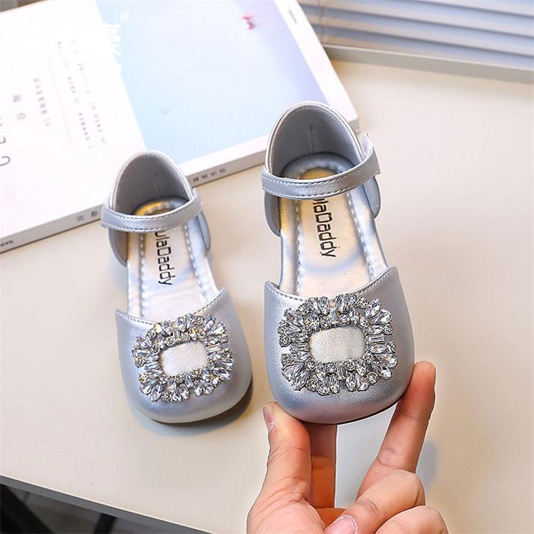 Girl Princess Dress Sandals Summer Rhinestone Buckle Children Princess Shoes Fashion Causal Kids Wedding Party Sandals Versatile