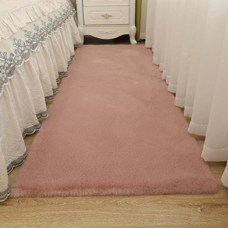 Rabbit Fur Style Bedside Sofa & Coffee Chair Carpet - Perfect for Children's Room, Bathroom, or Entrance