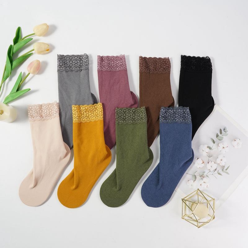 Meias femininas de veludo espessadas, meias de cano médio com borda de renda, lote de meias de veludo para inverno, meias quentes e à prova de frio