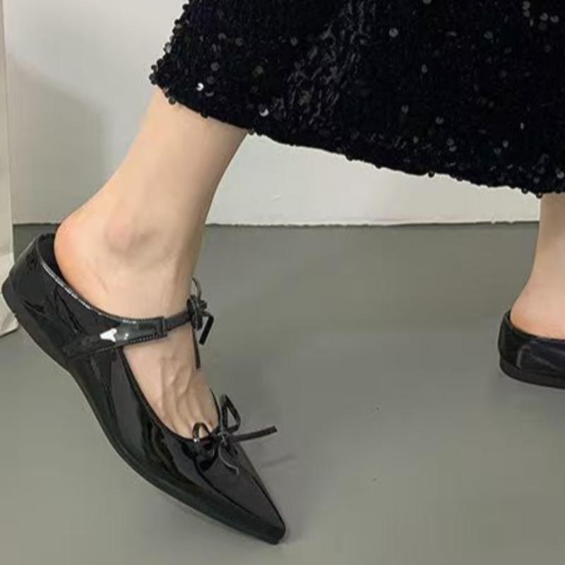 Fashion Women's Fashion Pointy Sandals Spring Pointy Shallow Mouth Butterfly Knot Soft Sole Anti-slip Wear-resistant Slippers