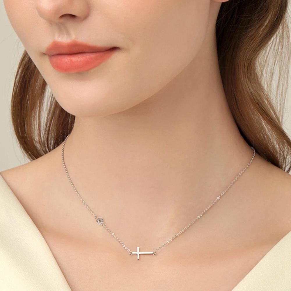 Vinregem 925 Sterling Silver VVS1 3EX D Color 4 MM Round Cut Real Moissanite Diamond Gemstone Cross Pendant Necklace Fine Jewelry GRA