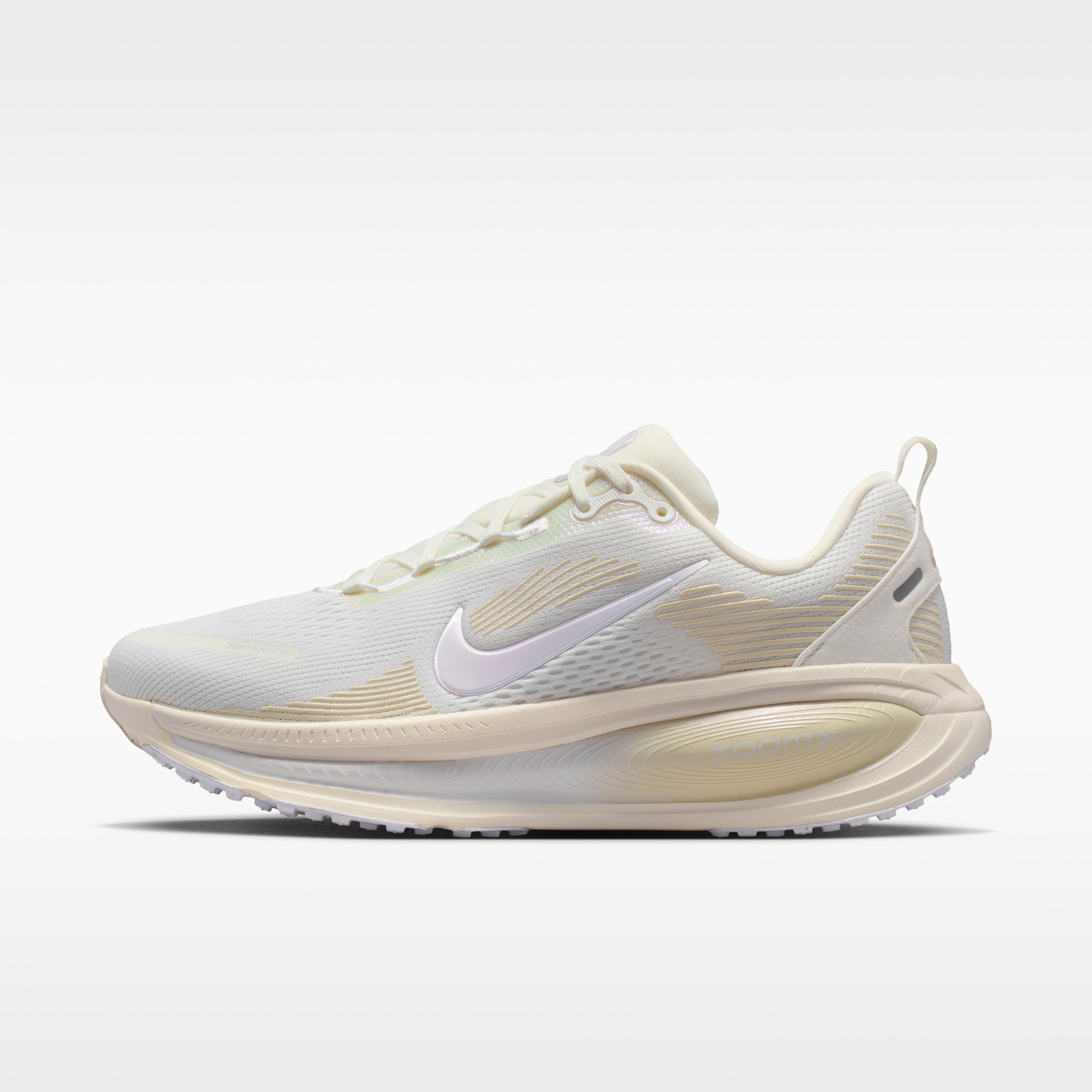 Nike Vomero 18 White Chalk Sea Glass (Women s) 36