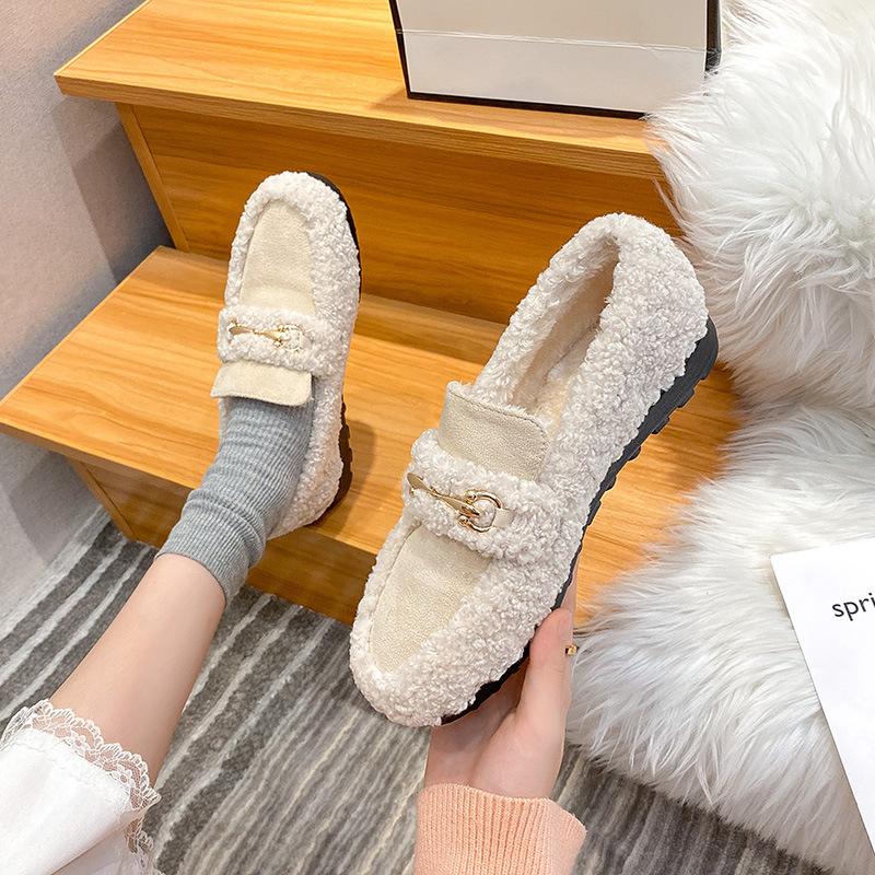

Lamb wool beanie shoes women s autumn and winter velvet Internet celebrity thick-soled wool shoes one pedal flat-soled large-size women s shoes 41-43 34 білий