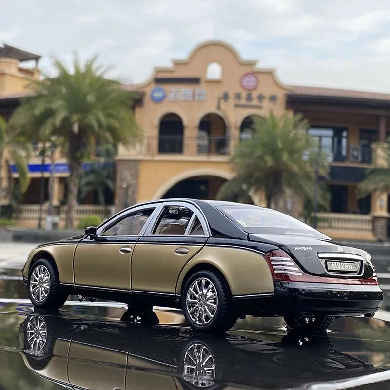 1:24 Maybach 62s S650 Alloy Car Model Diecasts & Toy Vehicles Toy Car Metal Collection Toy Kid Toys for Children Kids Gifts