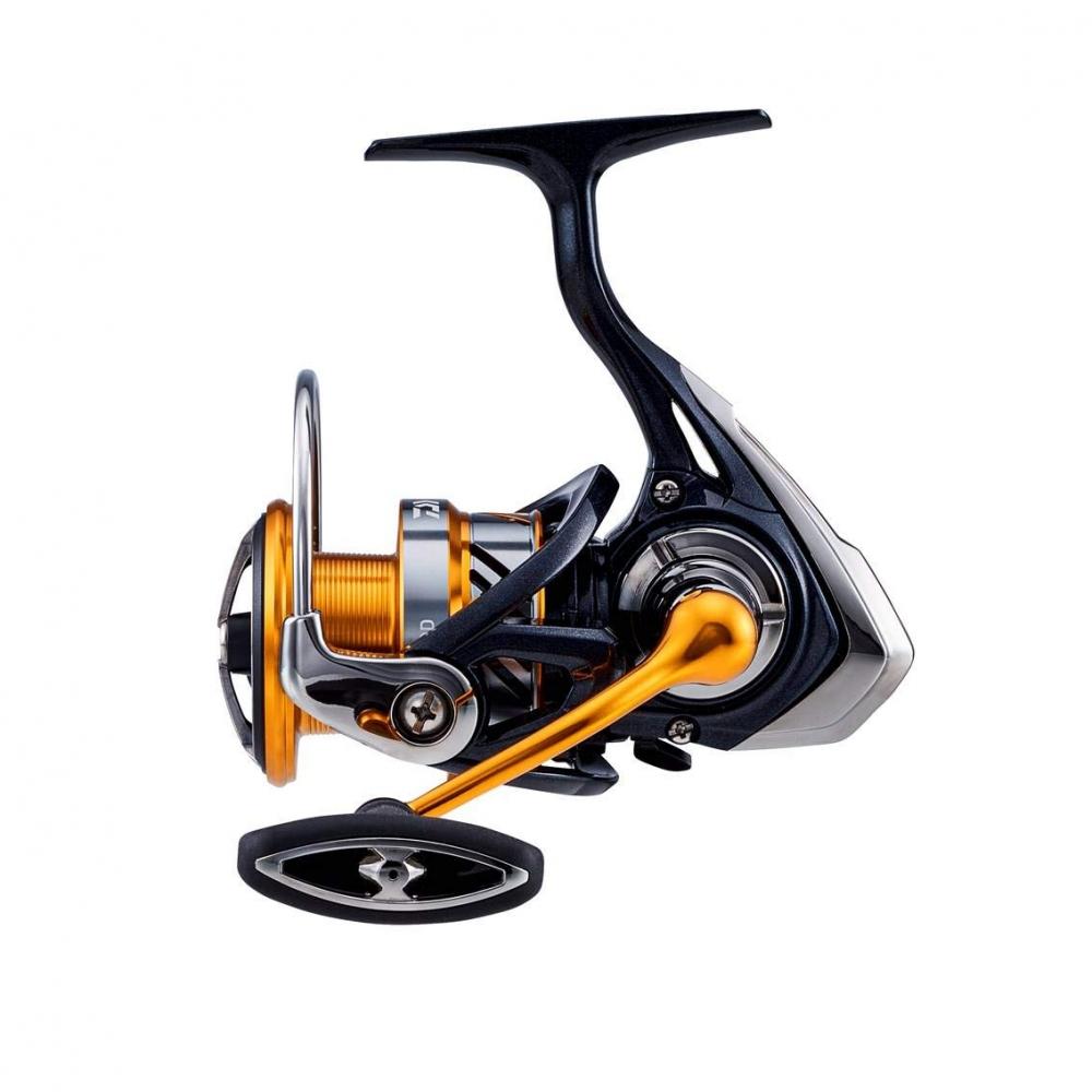 Naviják DAIWA LT2500D s přívlačí 20 Revros (model 2020)