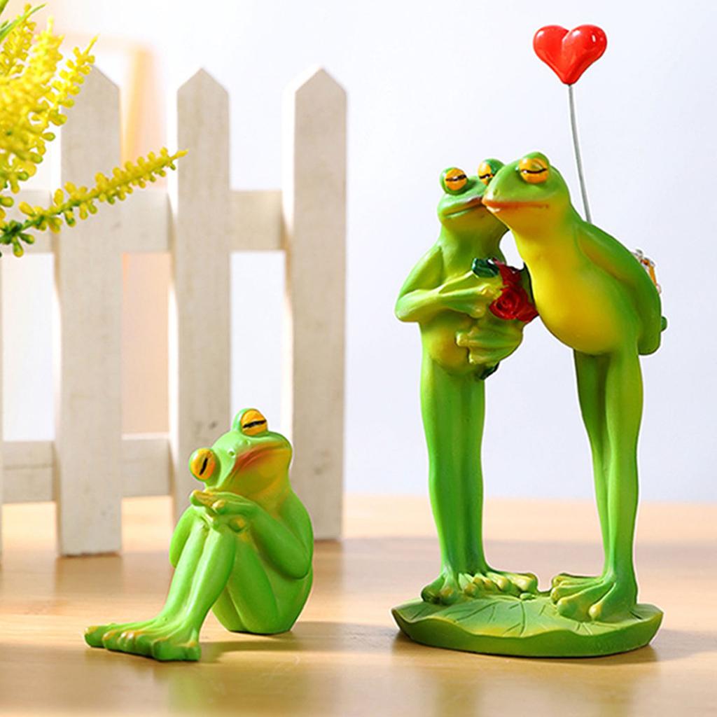 Resins Frogs Musician Statue Cartoon Animal Figurine Sculpture for Home Office Desktop Decors and Artistic Ornament