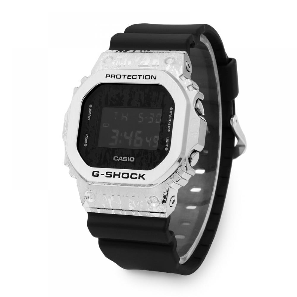 G Shock Gm 5600Gc 1dr  Gm 5600Gc 1  5600 SerieS diGital Square SportS Soldier GrunGe Men S Pu Watch