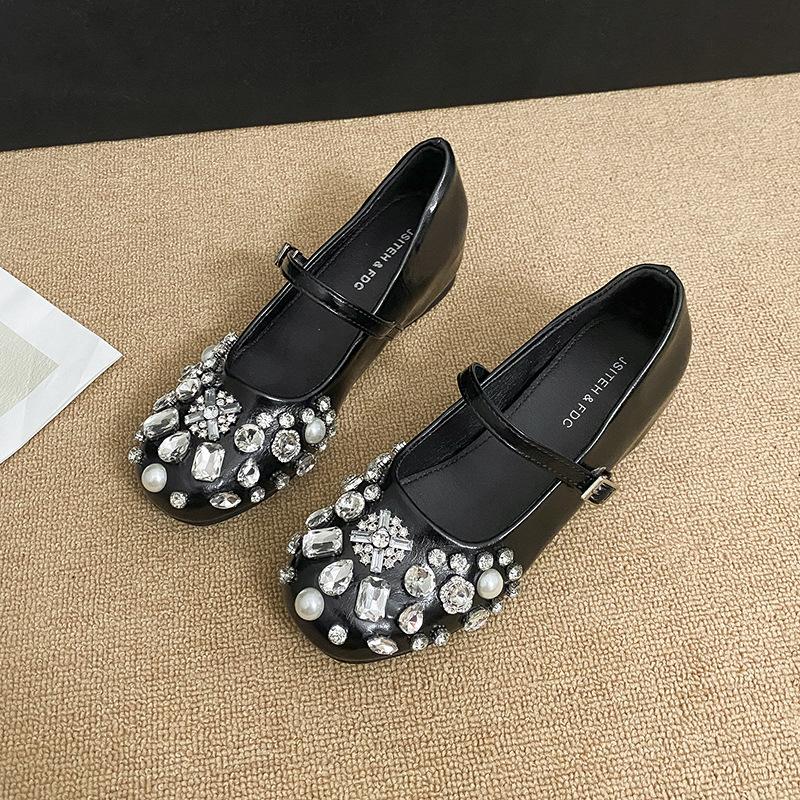 4Cm Beautiful French Rhinestone Mary Jane Female 2025 Summer New Model with Skirt Flat-bottomed Temperament Single Shoes Shoe Flower