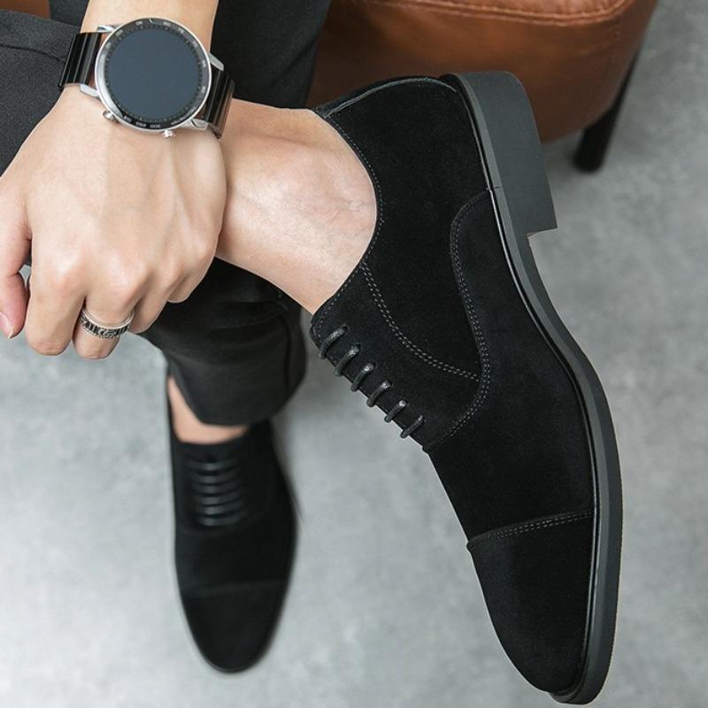 New Men's Shoes Luxury Suede Casual Shoe Designer Wedding Shoes for Men Pointed Business Formal Shoe Brogue Shoes Men's Loafers