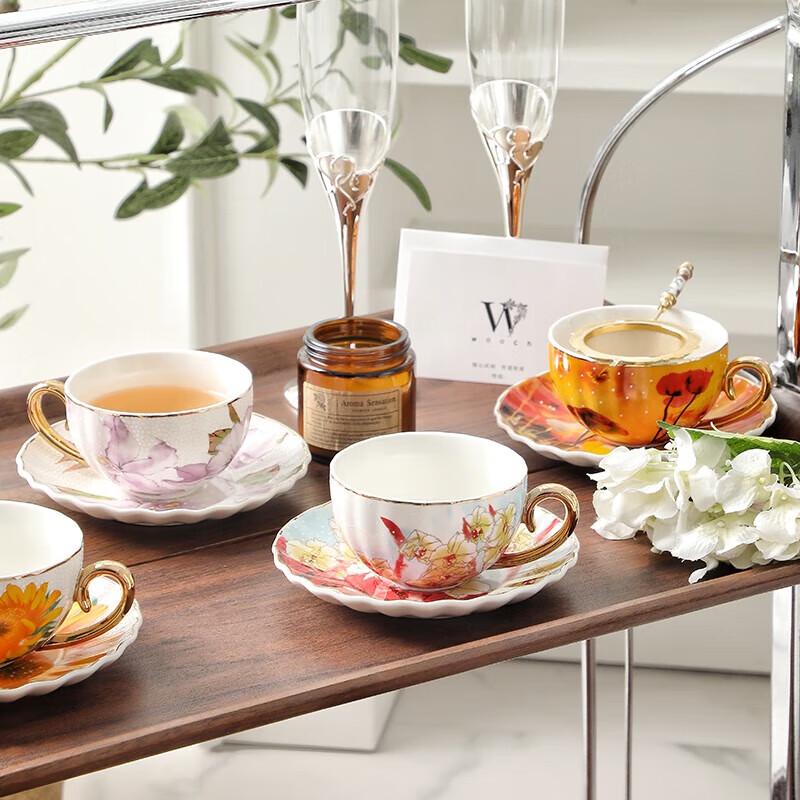 WOOCH Exquisite Romantic Cup and Saucer Gift Set