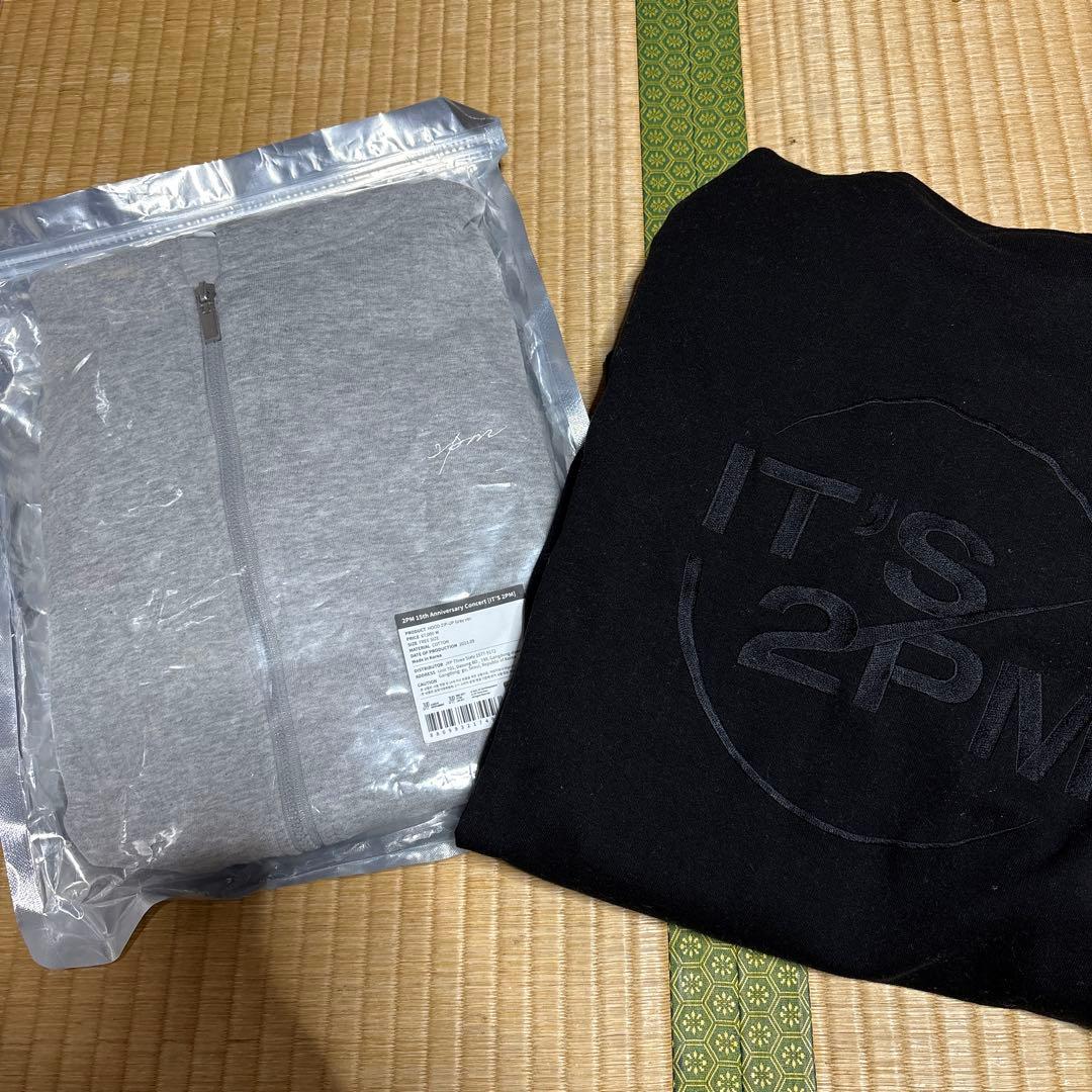 [USED] 2PM IT S 2PM Hooded Zip-Up Hoodie (Korea) Not Sold Separately