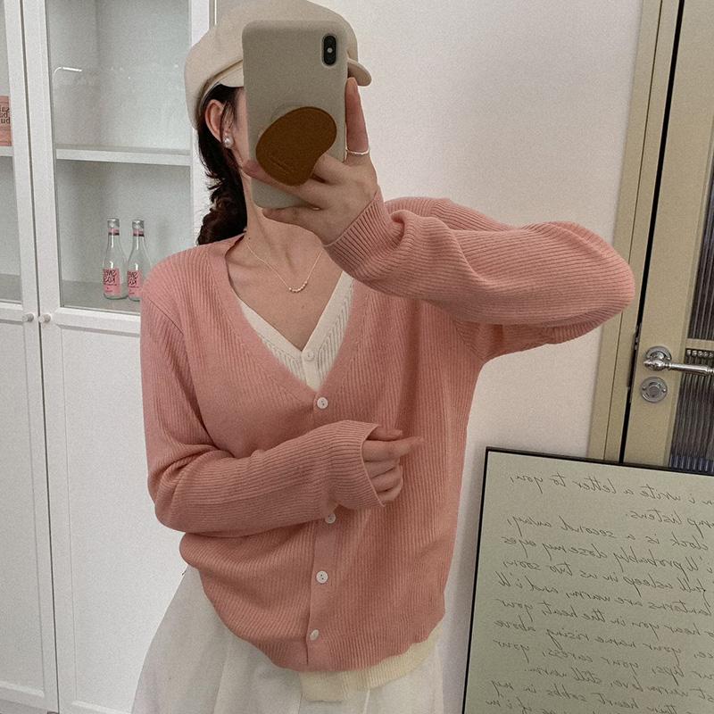 Dámský lehký kardigan z 50% vlny a 50% morušového hedvábí - všestranný úplet na 4 sezóny pro celoroční pohodlí a styl