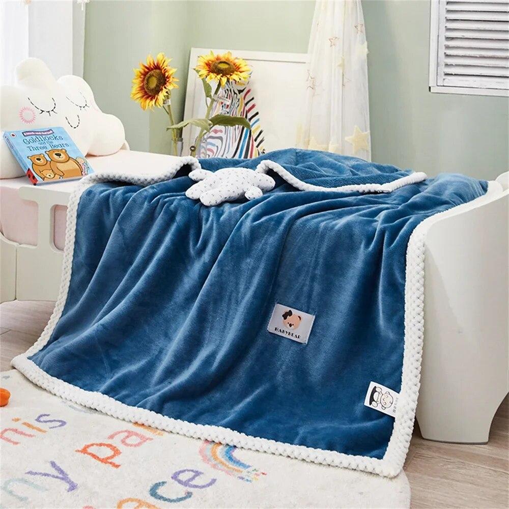 Thickened Milk Velvet Blanket Keep Warm Shawl Blankets for Beds Portable Sofa Office Nap Throw Blanket Bedroom Decor Bed Cover