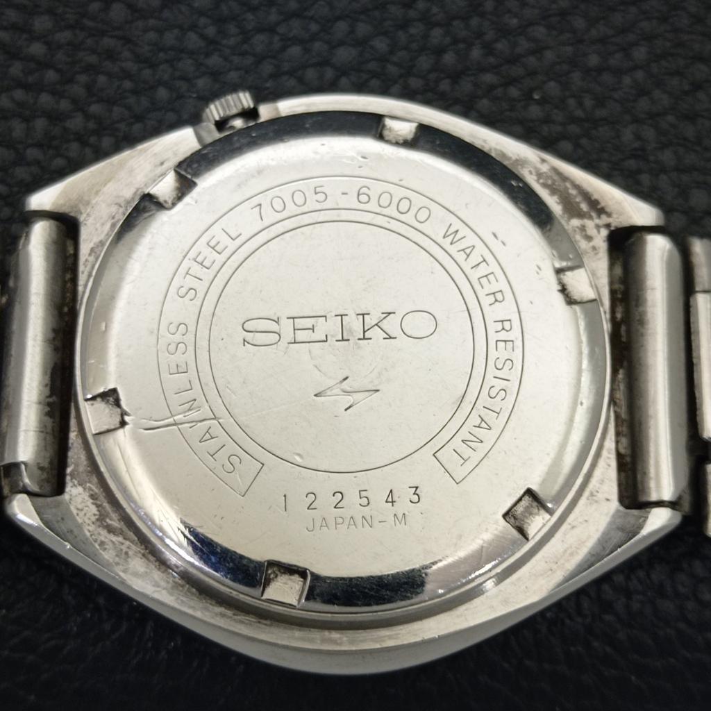 GENUINE VINTAGE SEIKO 5 AUTOMATIC 7019A JAPAN MENS BLACK DIAL WATCH a701910-5 R207-a701910
