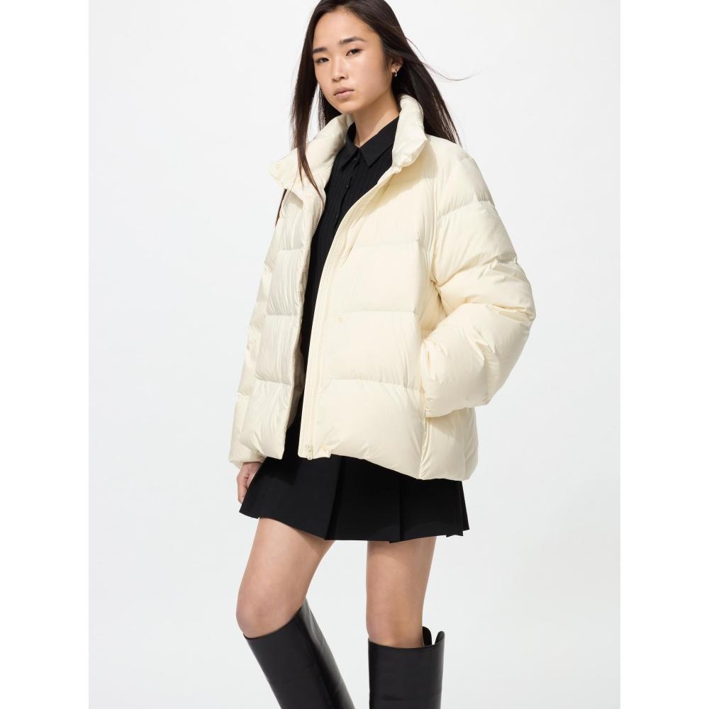 Uniqlo Powder Soft Down Jacket Model