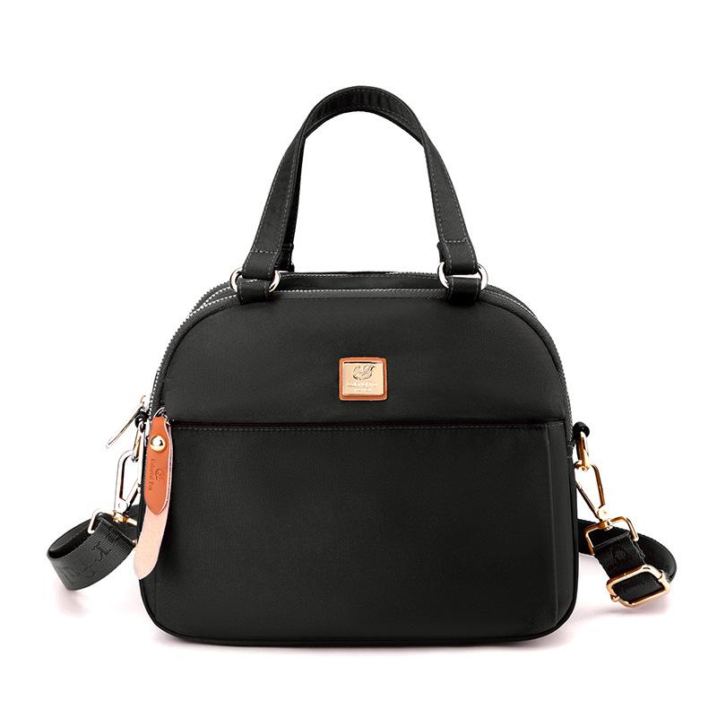 

Autumn new large-capacity shoulder bag anti-splashing nylon multi-layer messenger bag women s fashion bag чорний