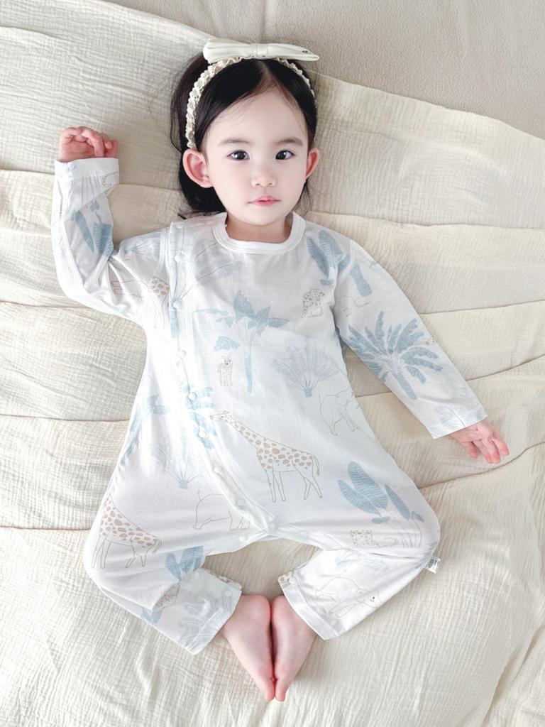 Newborn Pure Cotton Long Sleeve Bodysuit with Belly Protection - Seamless, Breathable Pajamas for Spring/Summer