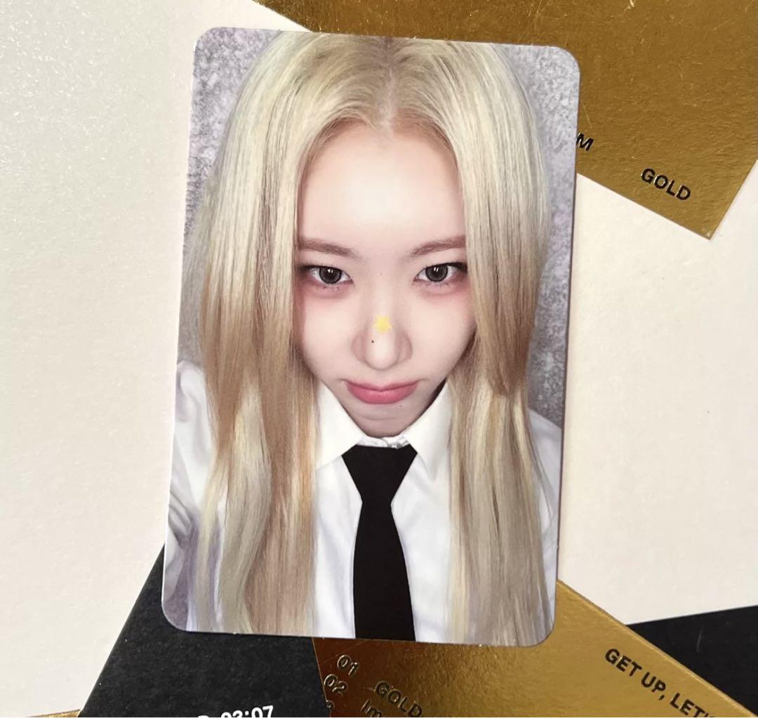 

[USED] itzy Chaeryeong GOLD cokodive autograph session limited trading card