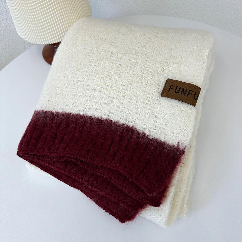 Autumn and winter new thickened long fluffy high-end scarf warm thickened contrasting knitted scarf
