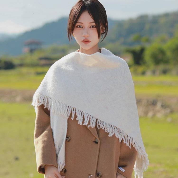 New Autumn and Winter Fashionable Versatile Wool Shawl Knitted Scarf for Women Winter Warm Neck Scarf Triangle Scarf Outer Wear