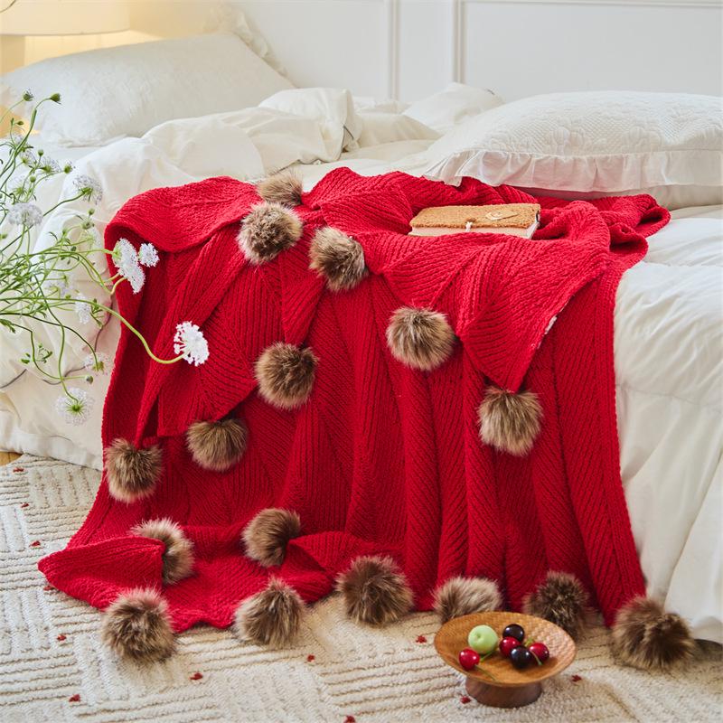 Ruijing Miffy Pom Pom Chenille Nap Blanket for Home & Office Decor 130*160 cm