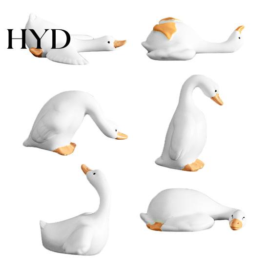 Small Animal Decor 6 Pcs Resin Goose Figurine Computer Monitor Decoration, Collectible Cute Mini Detailed Statue for Car Dashboard, TV Photo 6pcs