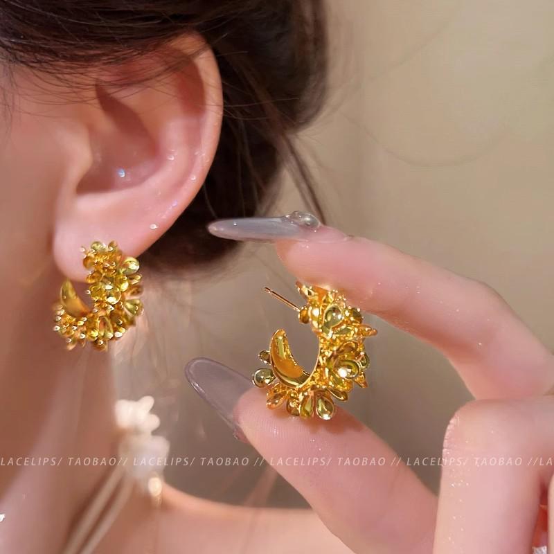 Super Sparkly Zircon High-End Versatile Earrings: Luxury, Influencer-Approved, Piercing-Friendly Studs