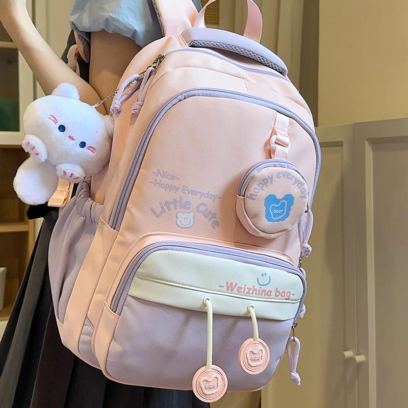 New high-value and fresh college style ins schoolbag for junior high school students, casual, simple, lightweight and large-capacity backpack.