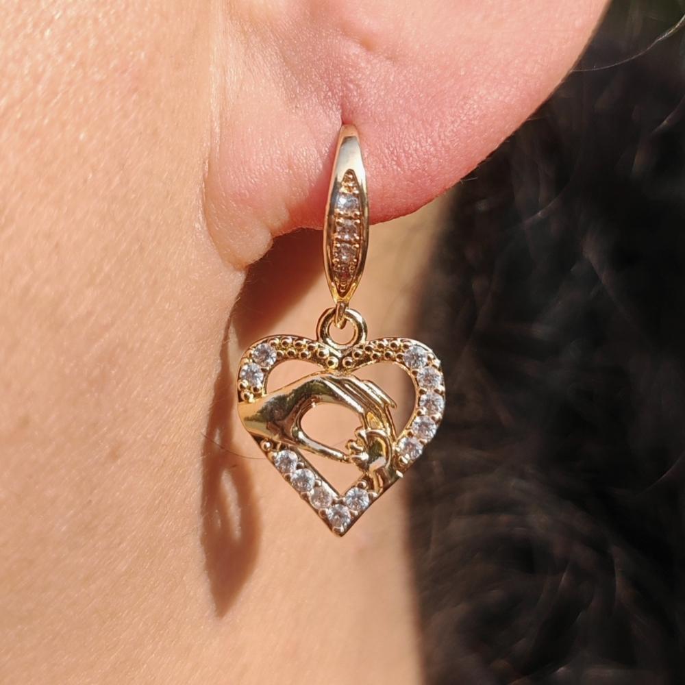 Golden Plated Red Heart Dangle Earrings for Women Hoop Earrings for Jewelry Wedding Party Accessories