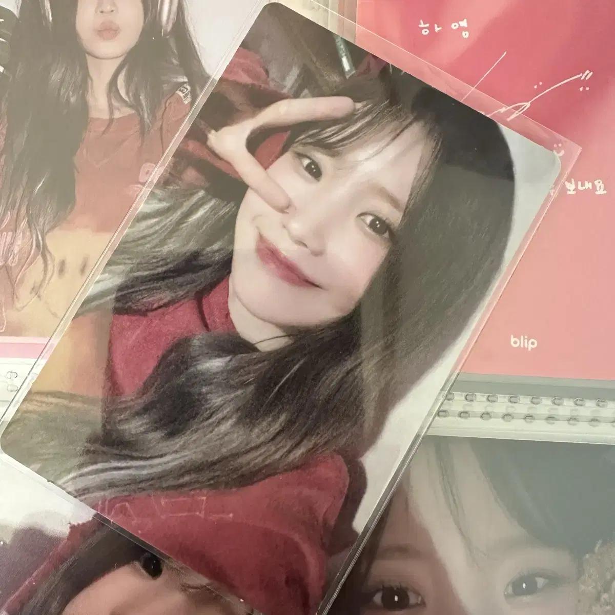 

Fromis9 Song Ha-young Minau Photo Cards Sell