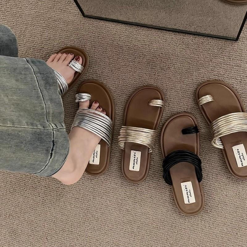 Niche design set toe cool slippers women's summer wear new with skirt seaside flat sandals