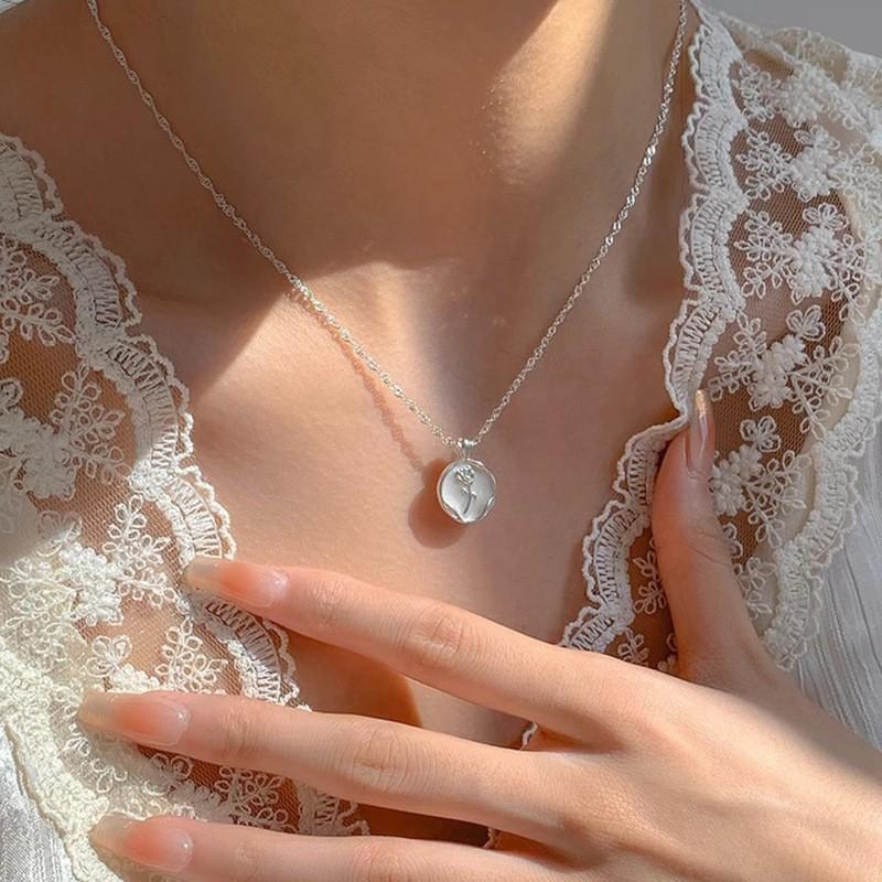 Elegant Heart Bow Pearl Necklace for Women - Non-fading, High-End, Versatile, New Style
