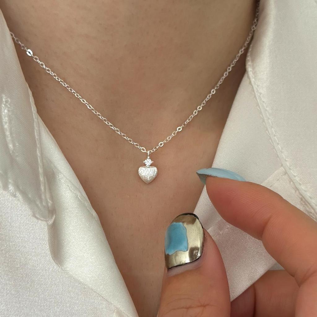 Sterling Silver Heart Pendant Necklace for Women - Elegant, Fashionable Clavicle Chain, Versatile INS Style